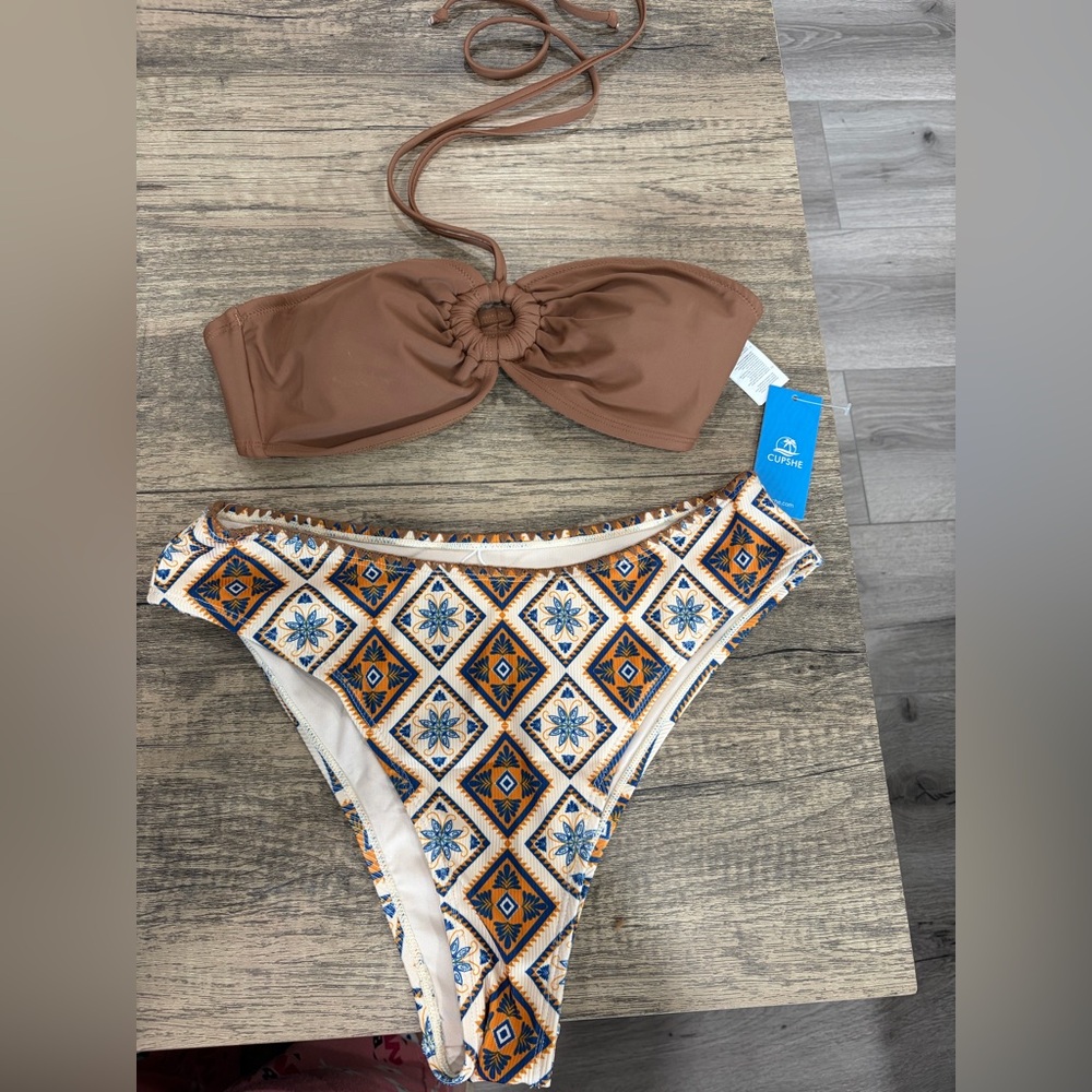 Cupshe Tan Bikini with Blue and Orange Geometric Design